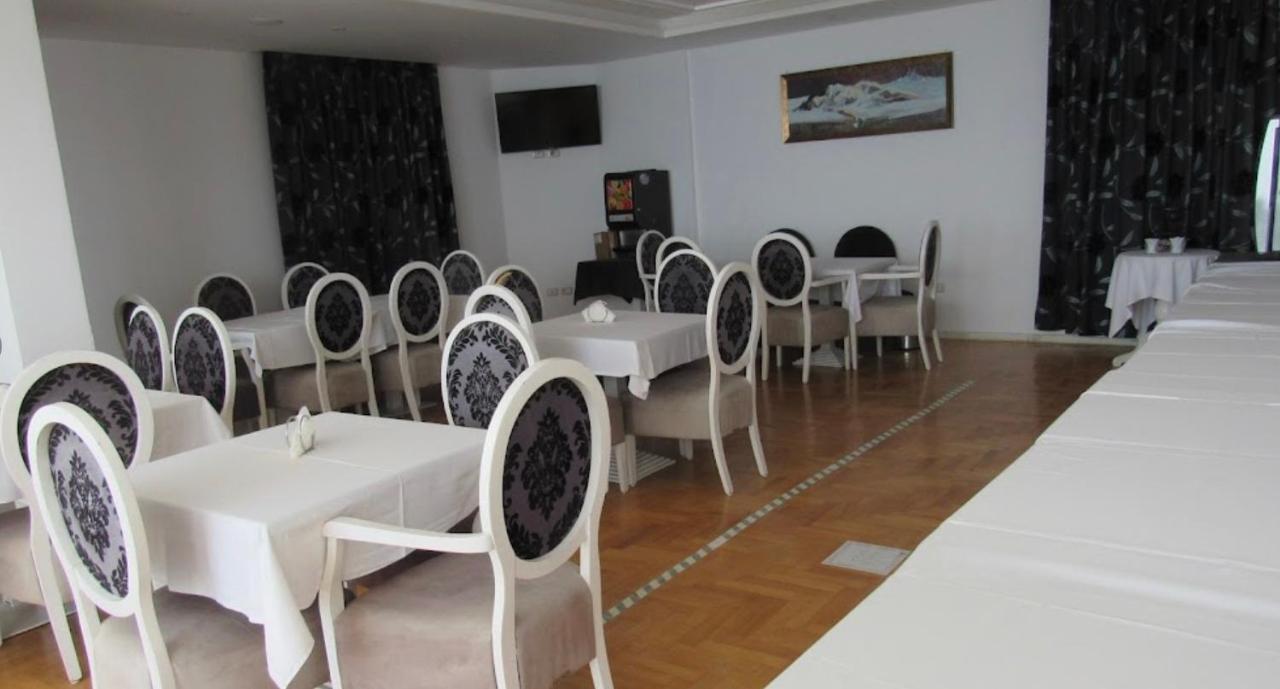 Thea Hotel Vlorë Exterior foto